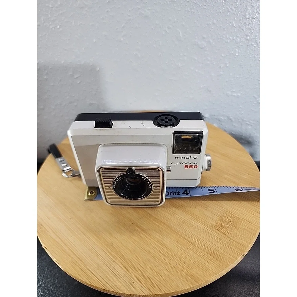 Vintage Minolta Autopak 550 Rokkor Film Camera For Parts‎